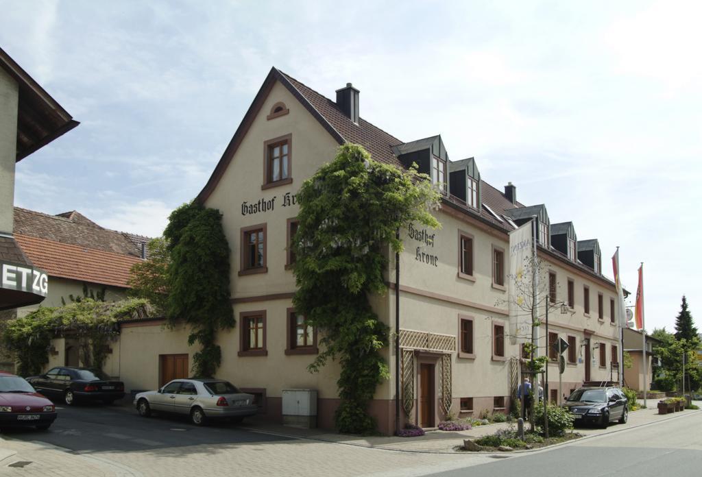 Akzent Hotel Krone Хельмштадт Экстерьер фото